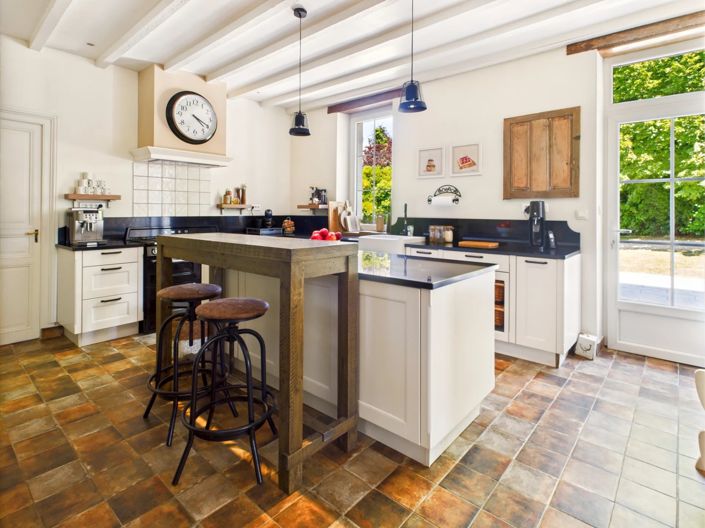 Image No.6-9 Bed House for sale