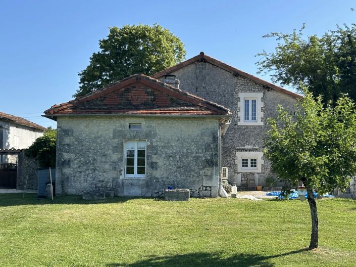 Image No.14-4 Bed House for sale