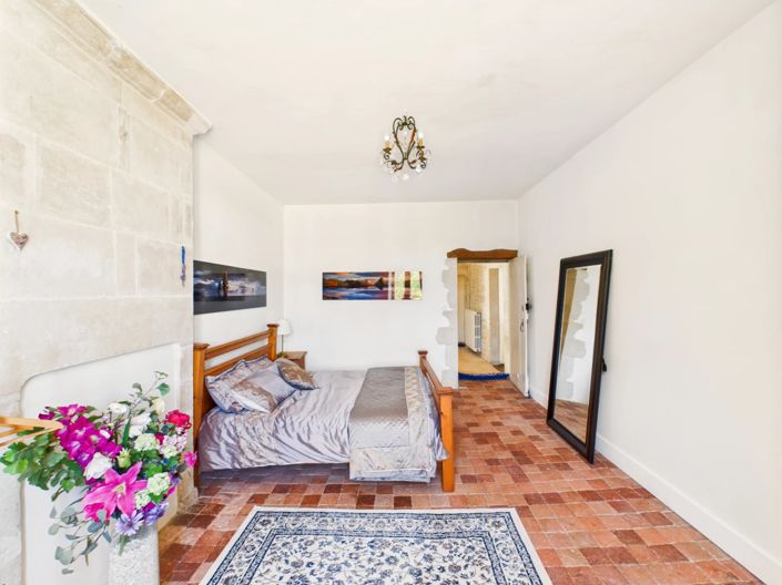 Image No.11-7 Bed House for sale