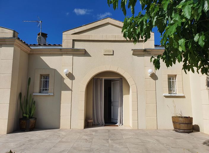 Image No.1-3 Bed House for sale