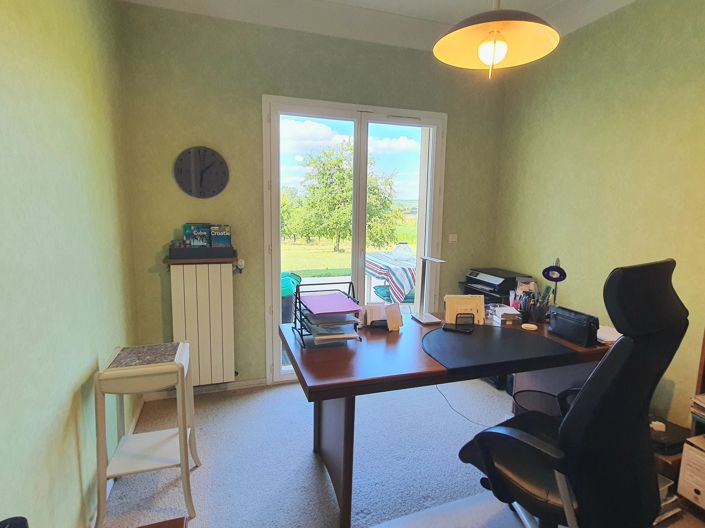 Image No.11-3 Bed House for sale