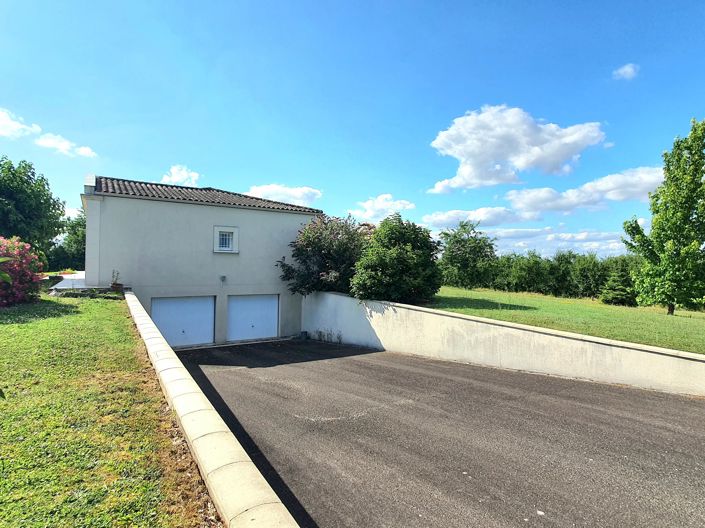 Image No.15-3 Bed House for sale