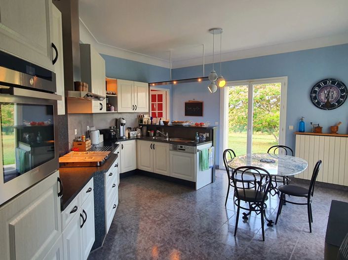 Image No.5-3 Bed House for sale