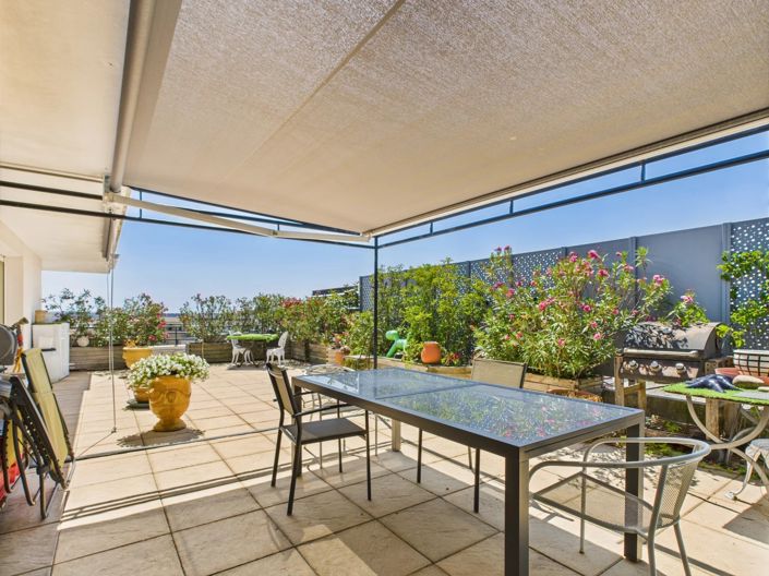 Image No.6-2 Bed Property for sale