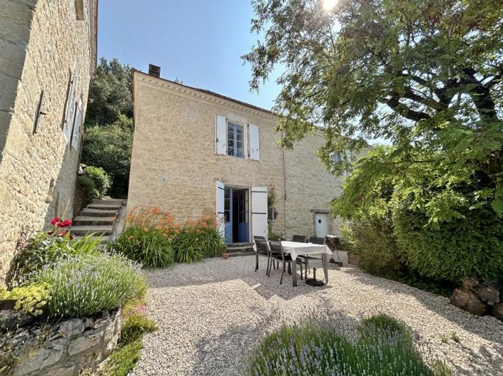 Image No.2-6 Bed House for sale