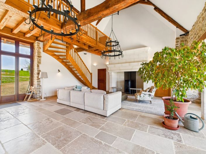 Image No.5-17 Bed House for sale