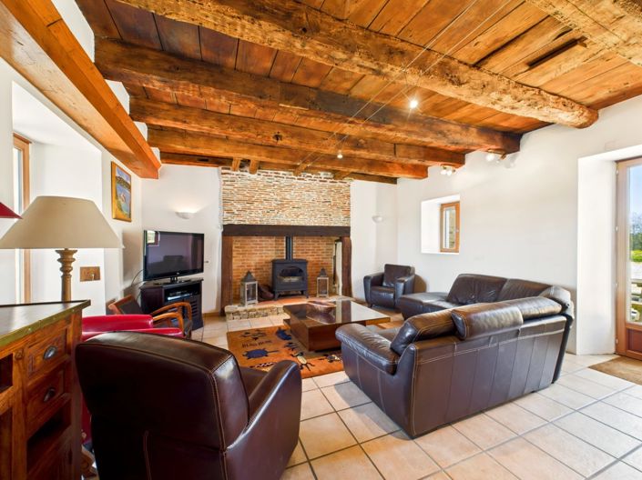 Image No.8-17 Bed House for sale