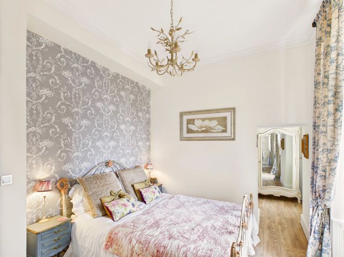 Image No.11-5 Bed House for sale