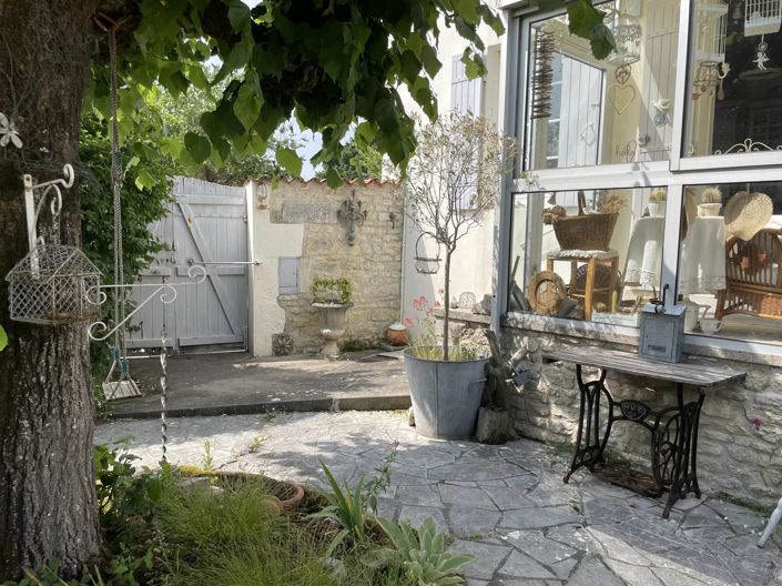 Image No.1-Maison de village de 3 chambres à vendre à Saint-Hilaire-de-Villefranche