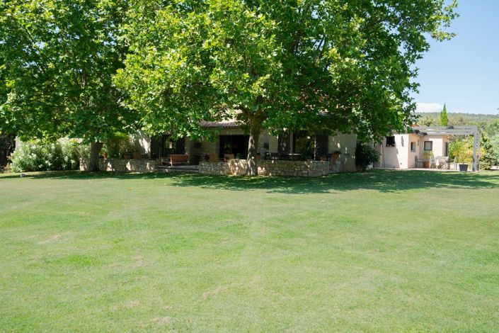 Image No.6-5 Bed House for sale