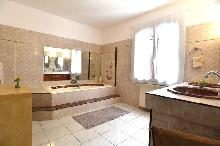 Image No.11-Maison de 4 chambres à vendre à Ribérac