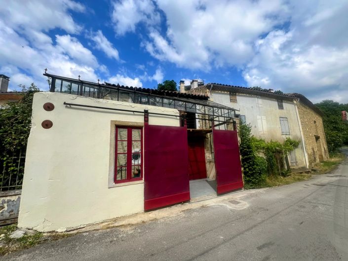 Image No.15-1 Bed House for sale