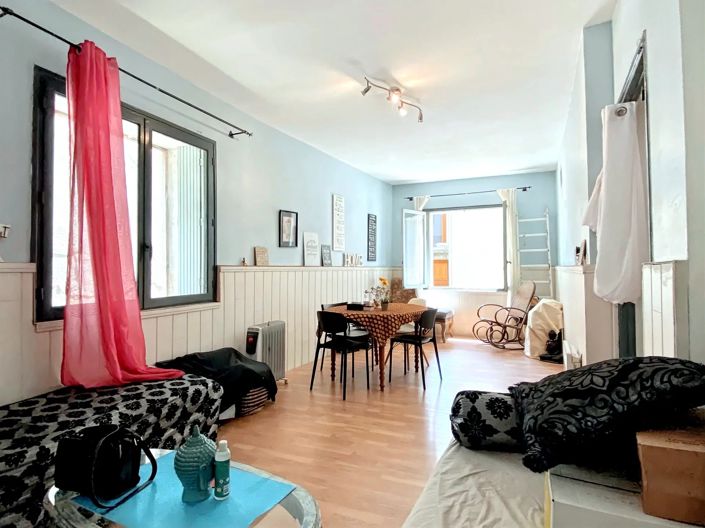 Image No.2-Maison de village de 5 chambres à vendre à Azillanet