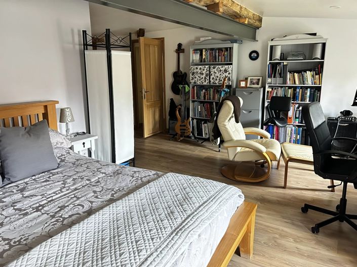 Image No.13-4 Bed House for sale