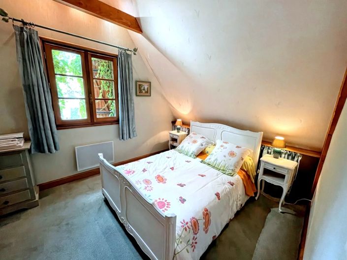 Image No.7-5 Bed House for sale