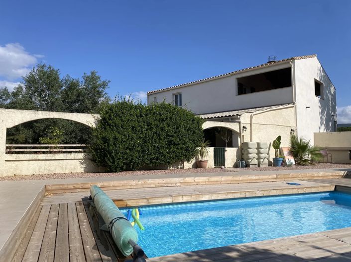 Image No.1-5 Bed House for sale