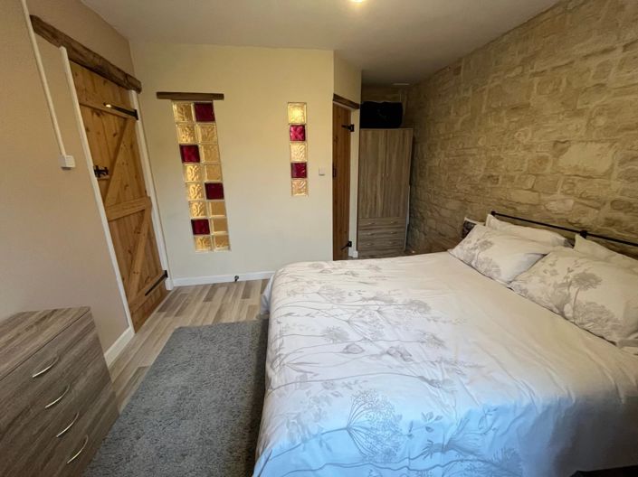 Image No.8-3 Bed House for sale