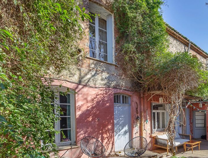 Image No.1-3 Bed House for sale