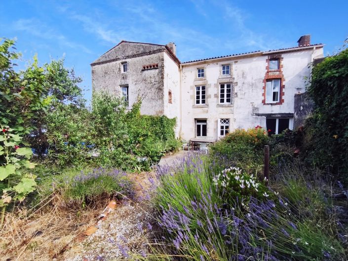 Image No.1-Maison de 5 chambres à vendre à Bourneau