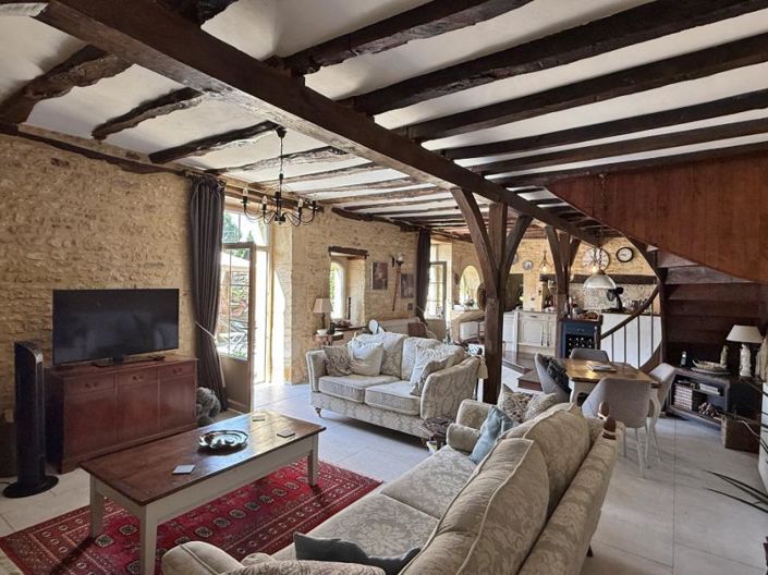 Image No.3-3 Bed House for sale