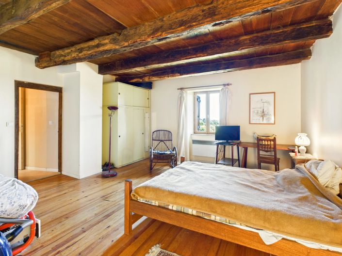 Image No.7-2 Bed Village House for sale