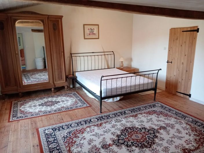 Image No.10-2 Bed House for sale