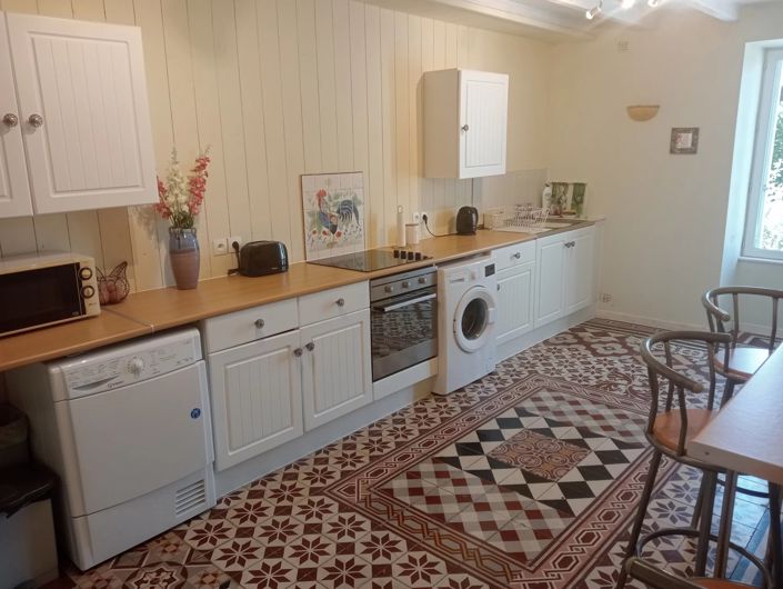 Image No.6-2 Bed House for sale