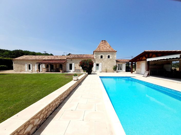 Image No.1-5 Bed Village House for sale