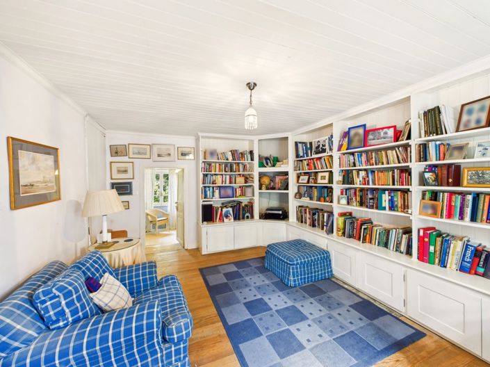 Image No.11-4 Bed House for sale