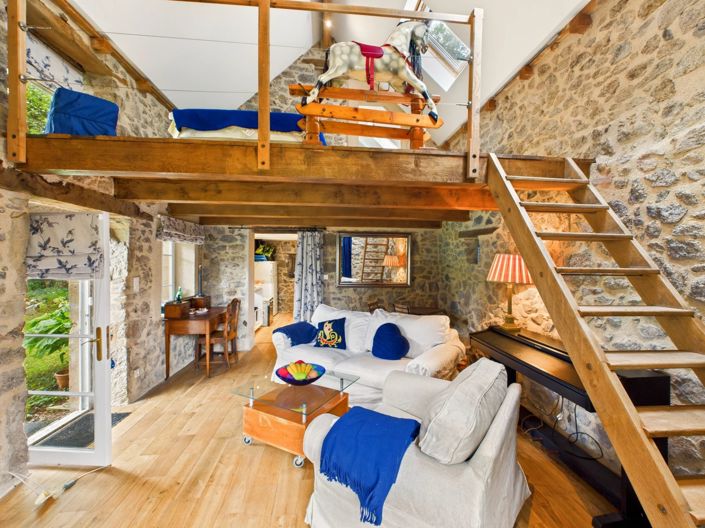 Image No.4-4 Bed House for sale