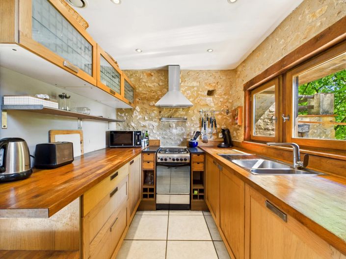 Image No.3-2 Bed Village House for sale