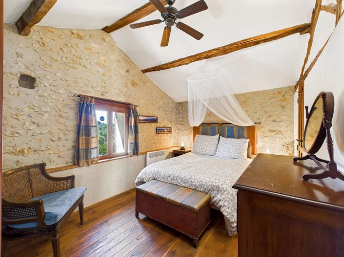 Image No.8-2 Bed Village House for sale