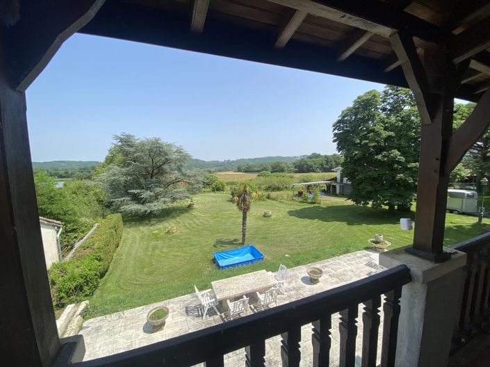 Image No.9-7 Bed House for sale