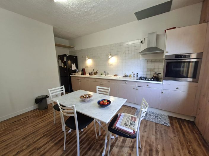 Image No.4-2 Bed House for sale