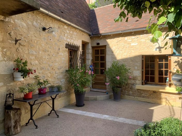 Image No.11-2 Bed Village House for sale