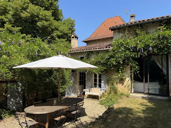 Image No.1-4 Bed House for sale
