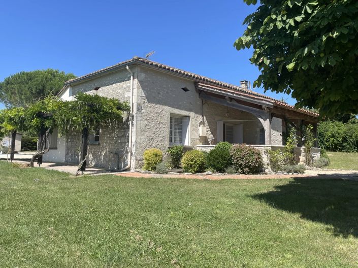 Image No.1-4 Bed House for sale