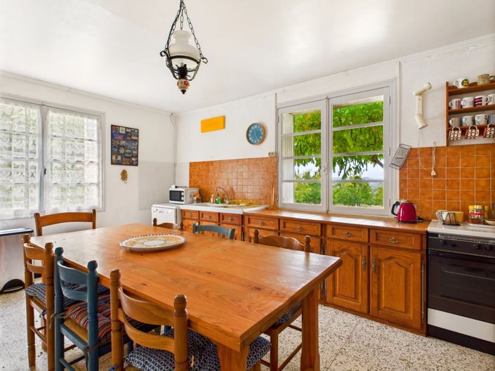 Image No.8-4 Bed House for sale