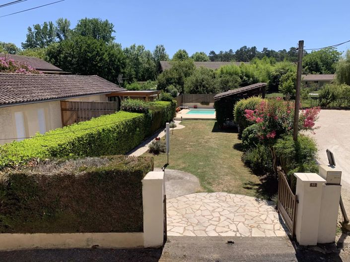 Image No.11-3 Bed House for sale