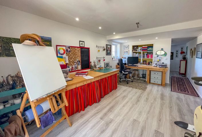 Image No.14-4 Bed House for sale