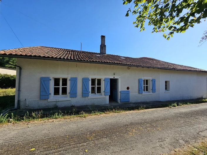 Image No.1-3 Bed Village House for sale