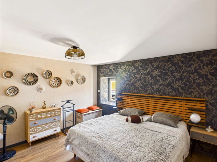 Image No.7-Maison de 6 chambres à vendre à Nanteuil-en-Vallée