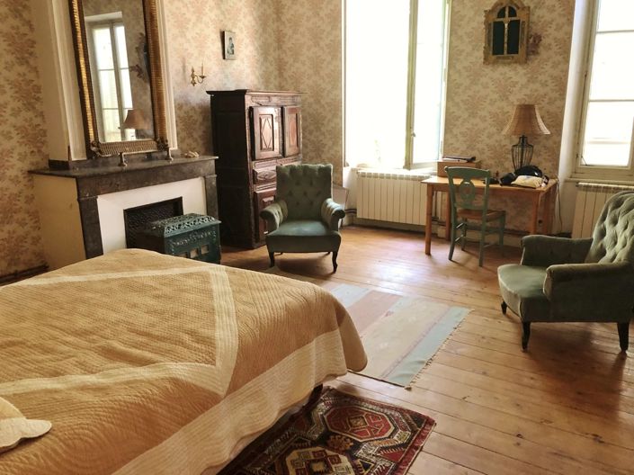 Image No.6-8 Bed House for sale