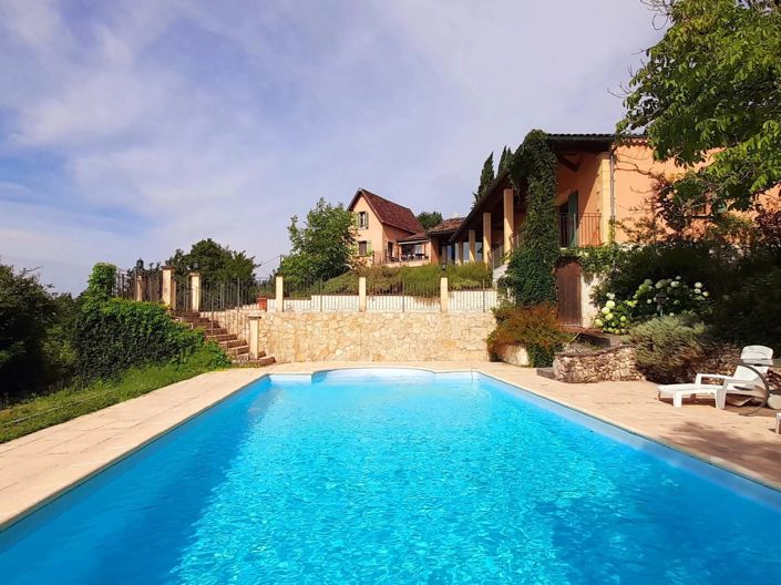 Image No.1-5 Bed Village House for sale