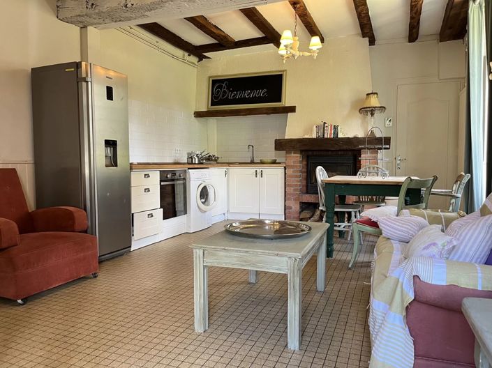 Image No.12-9 Bed House for sale