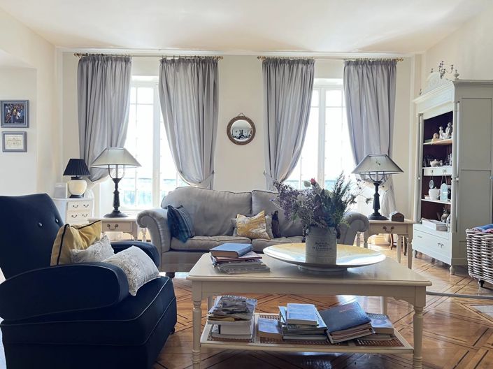 Image No.6-9 Bed House for sale