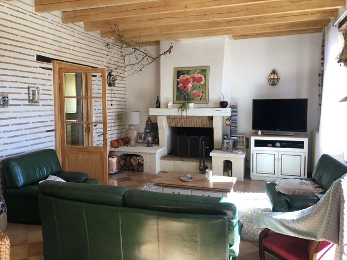 Image No.3-3 Bed House for sale