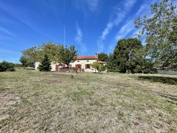 ce85f6f3e26a61229b1e69938cb4902cfca3c31533192