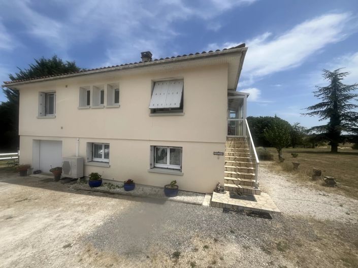 Image No.13-3 Bed Village House for sale