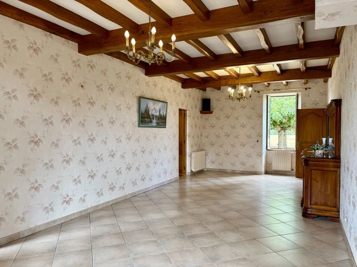 Image No.3-4 Bed Farmhouse for sale